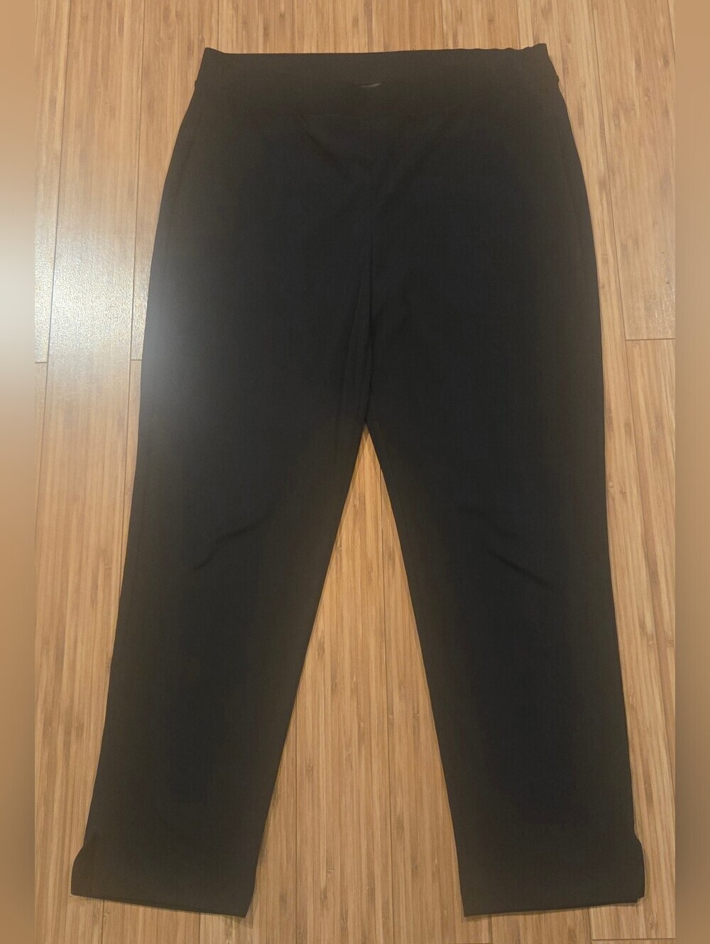 Chicos Classic Black Stretch Cropped Pants